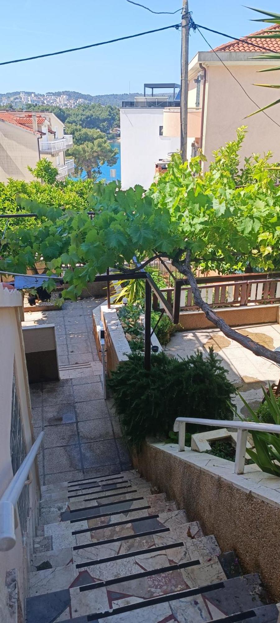 Studio Apartments Fabjanac Trogir Exterior photo